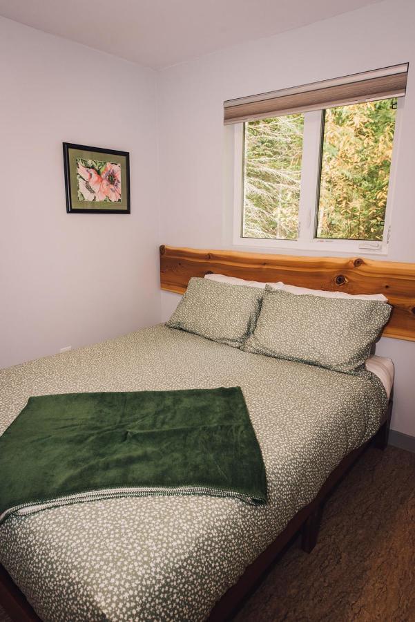 Lodge Across The Creek Cabins Clearwater